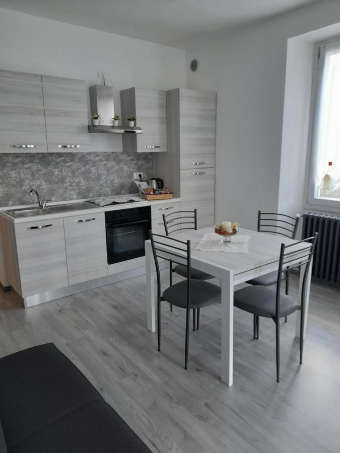 לצנו Lescen White Residence - Lake View מראה חיצוני תמונה