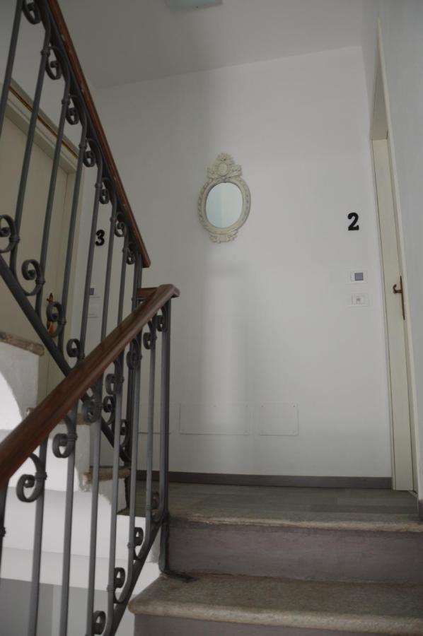 לצנו Lescen White Residence - Lake View מראה חיצוני תמונה